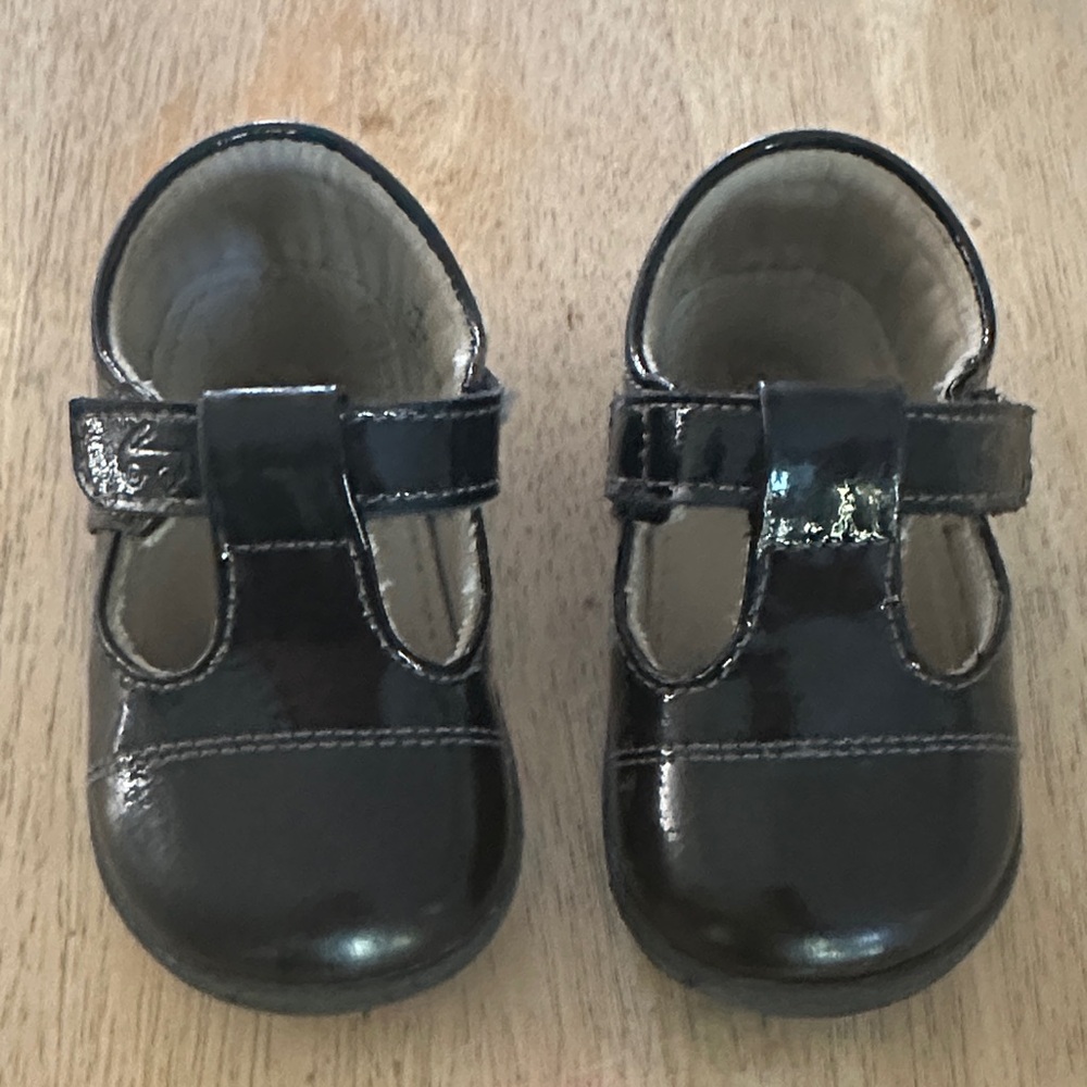 See Kai Run Black Mary Jane Kids Shoes, size 6